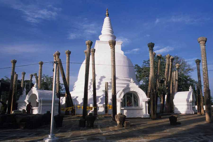 thuparama dagoba at anuradhapura sri lanka experiential journey