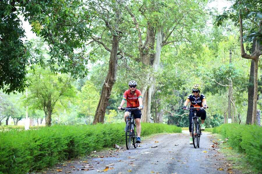 cycling experience at sri lanka experiential journey