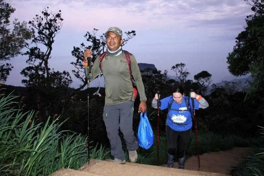 tourist experience at adams peak experiential journey