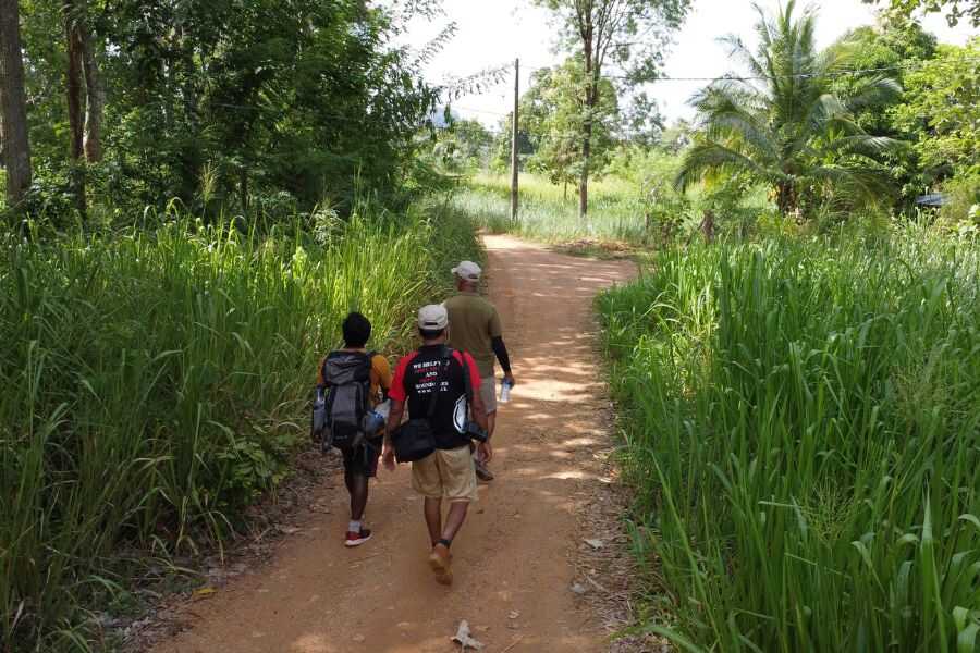 trekking experience at sigiriya experiential journey